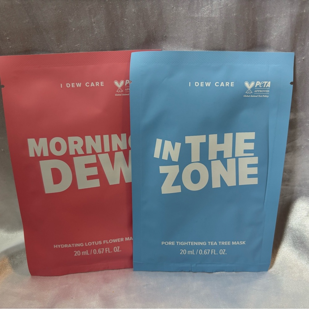 I Dew Care Face Mask Set - Red and Blue